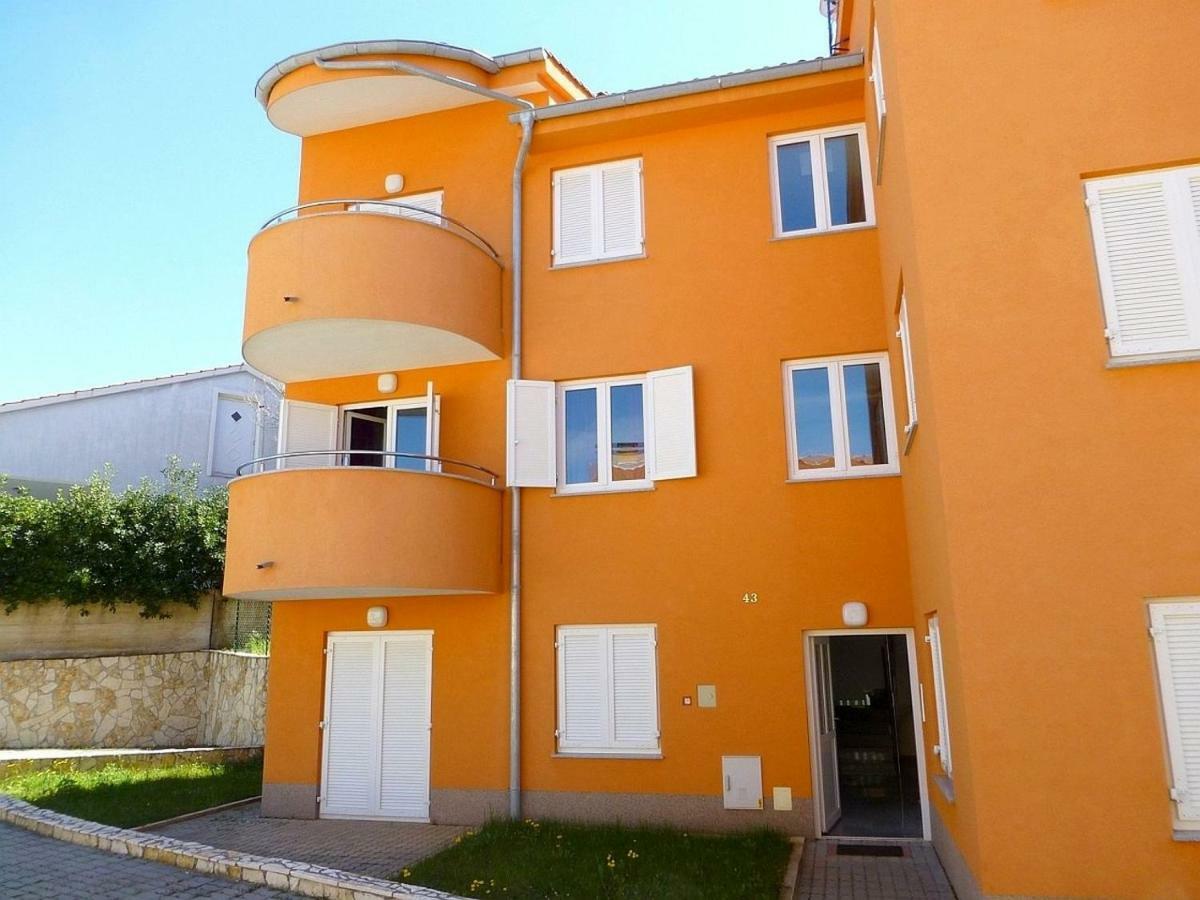 Apartments Kvesic Šilo 外观 照片