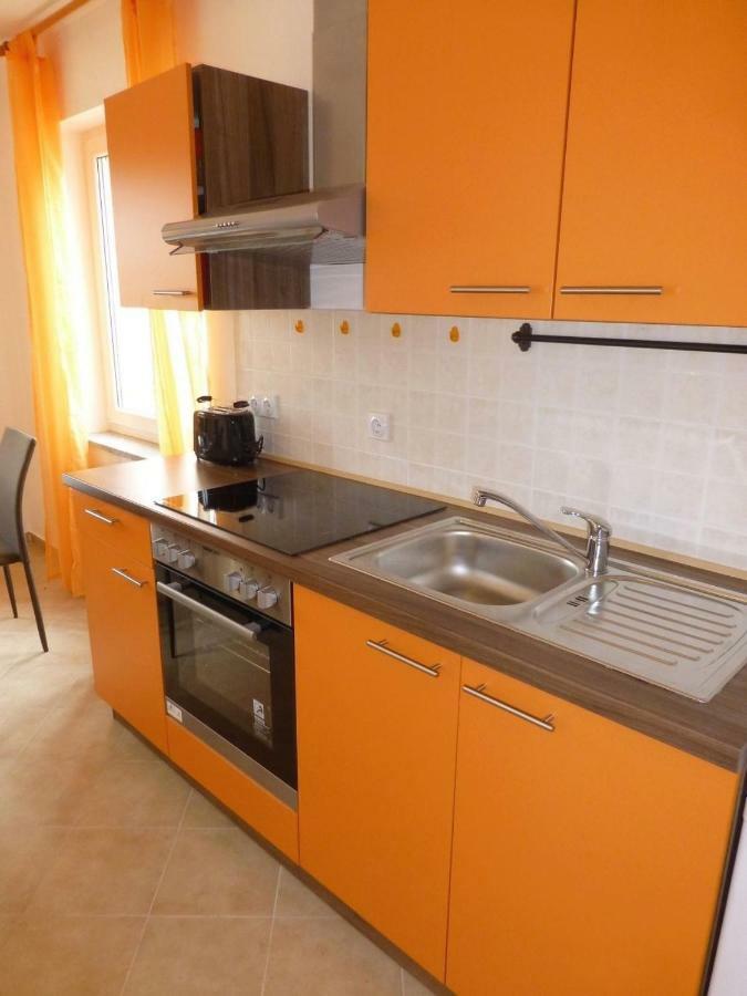 Apartments Kvesic Šilo 外观 照片